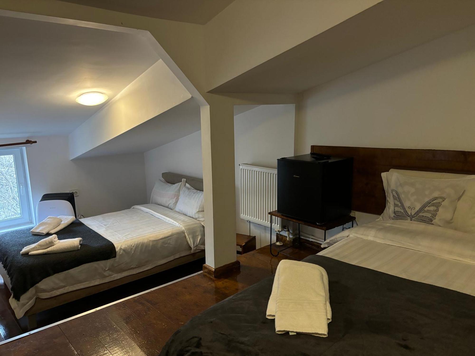 B&B Maria Бухарест Экстерьер фото